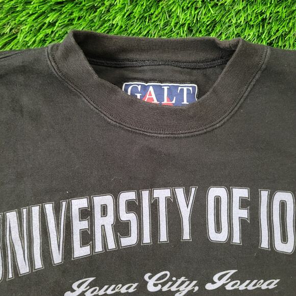 Vintage Y2K Iowa University Sweatshirt Small 19x28 Hawkeyes - Picture 12 of 15